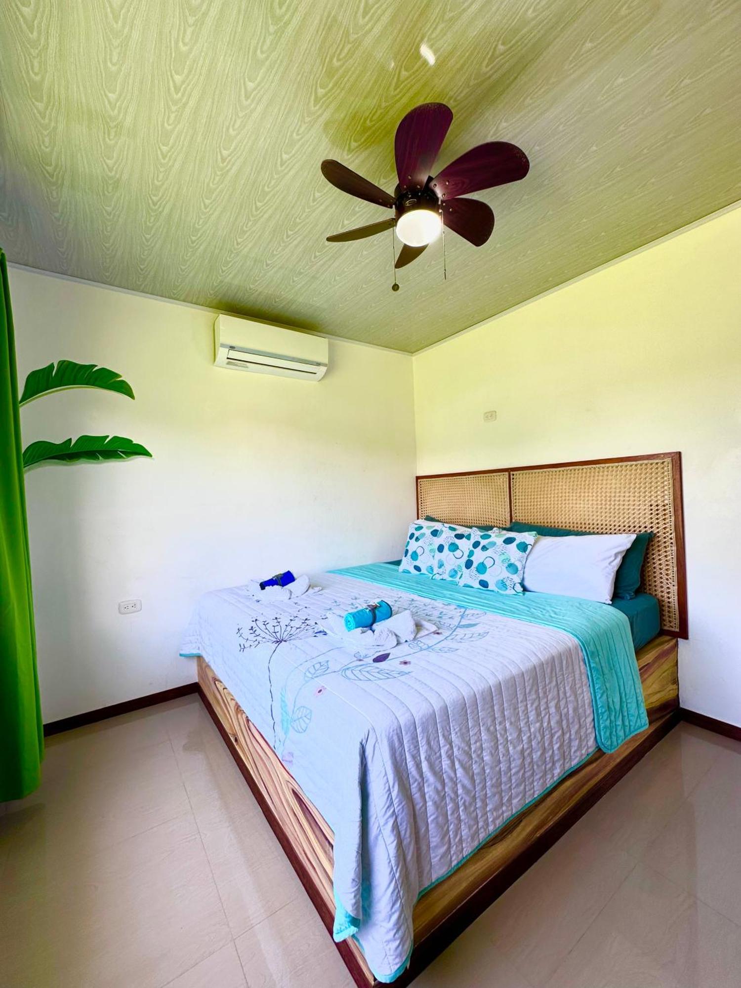 Oso Perezoso Pool Villa Puerto Viejo de Talamanca Eksteriør billede